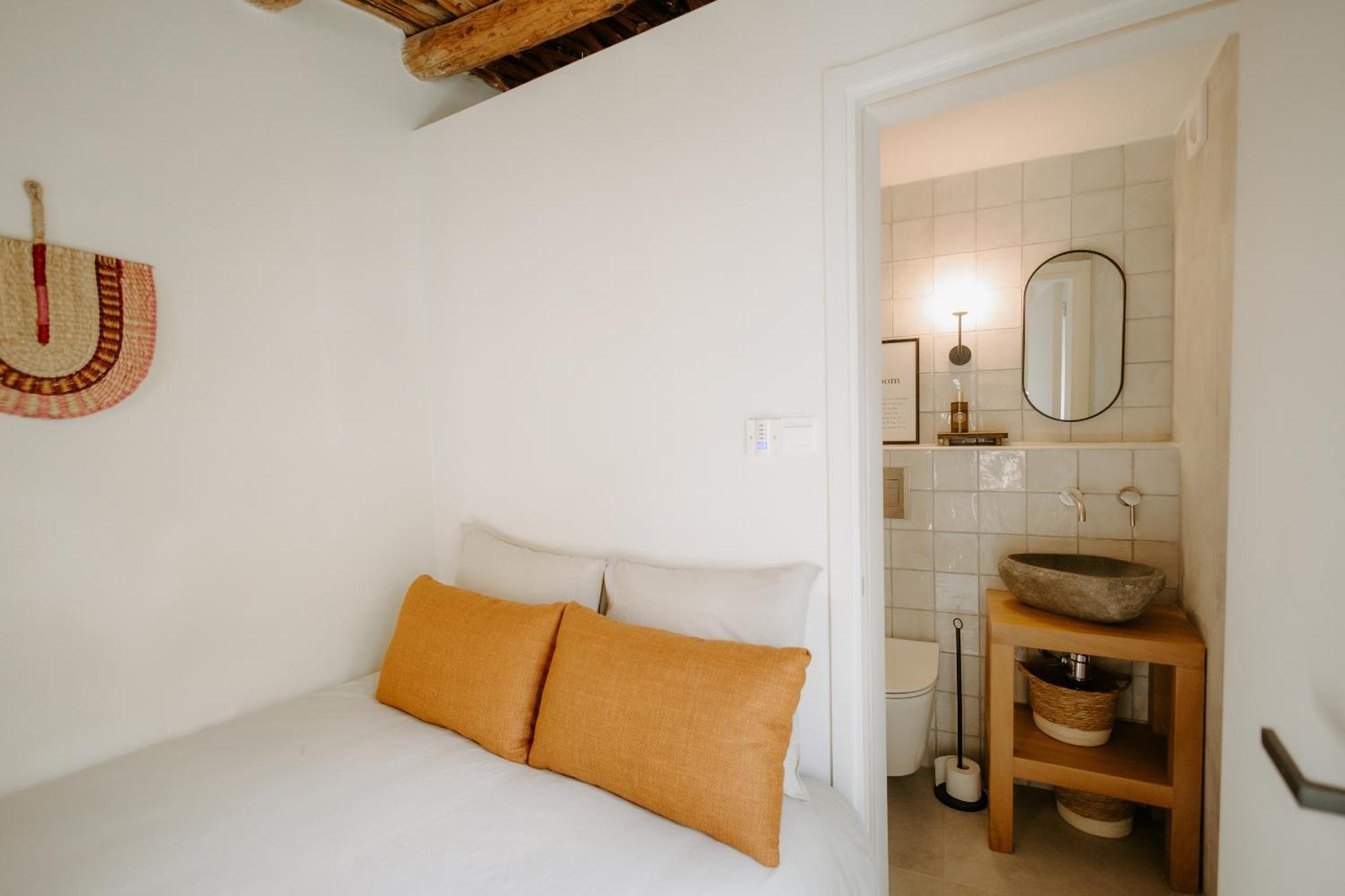 Smaragda'S Guest Rooms ลิมาซอล ภายนอก รูปภาพ