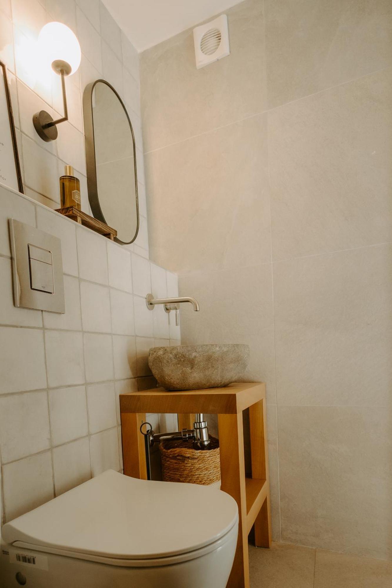 Smaragda'S Guest Rooms ลิมาซอล ภายนอก รูปภาพ