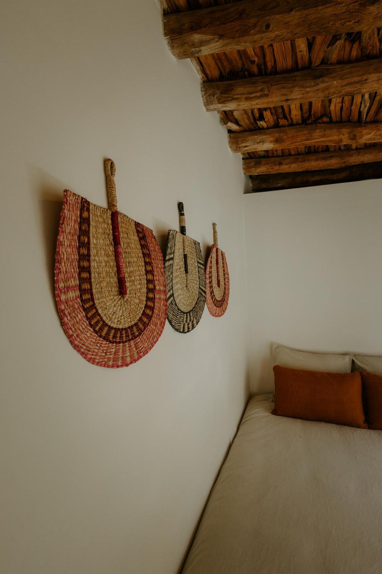 Smaragda'S Guest Rooms ลิมาซอล ภายนอก รูปภาพ
